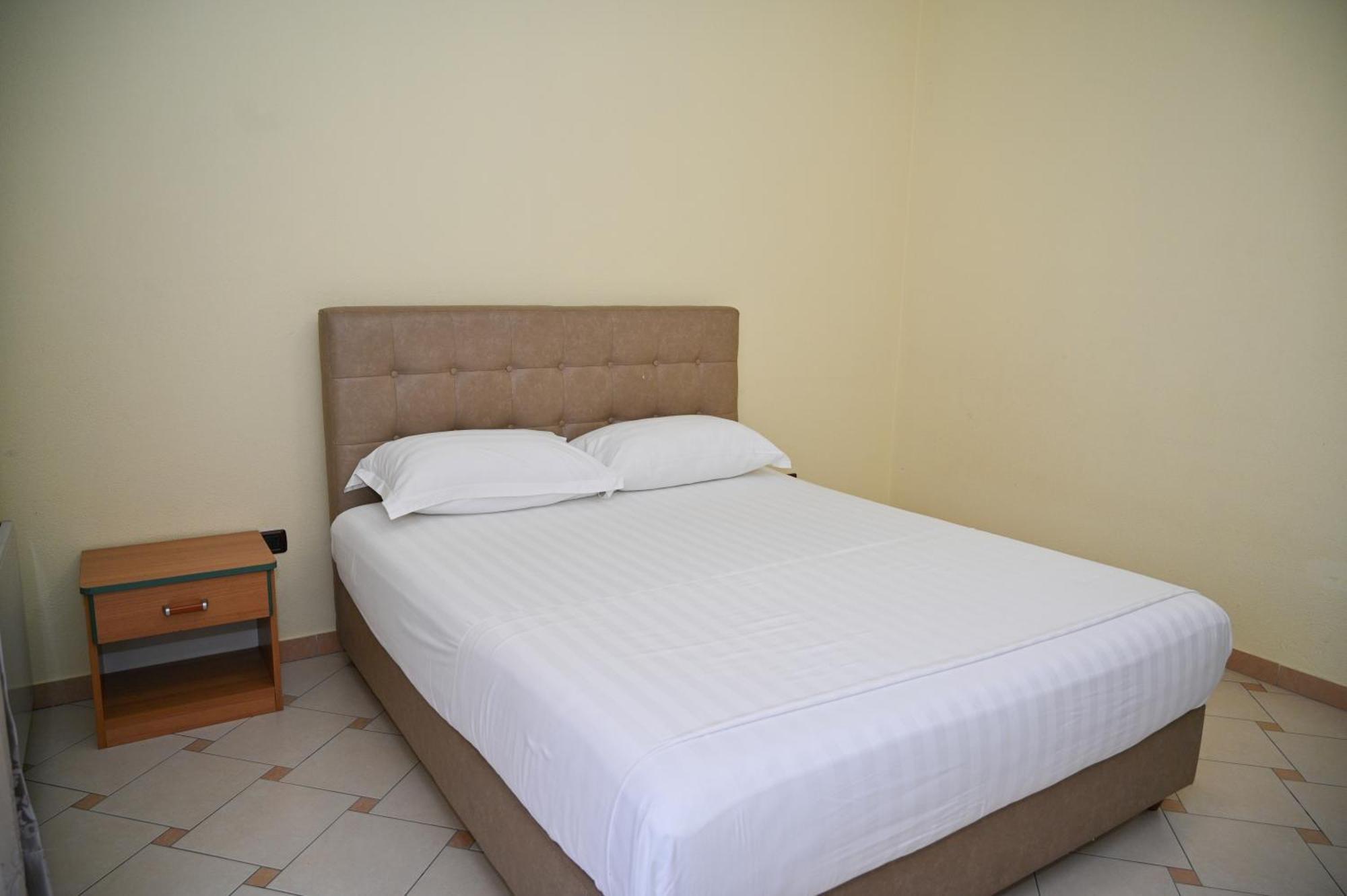 Hotel Vila Emes Durres Phòng bức ảnh