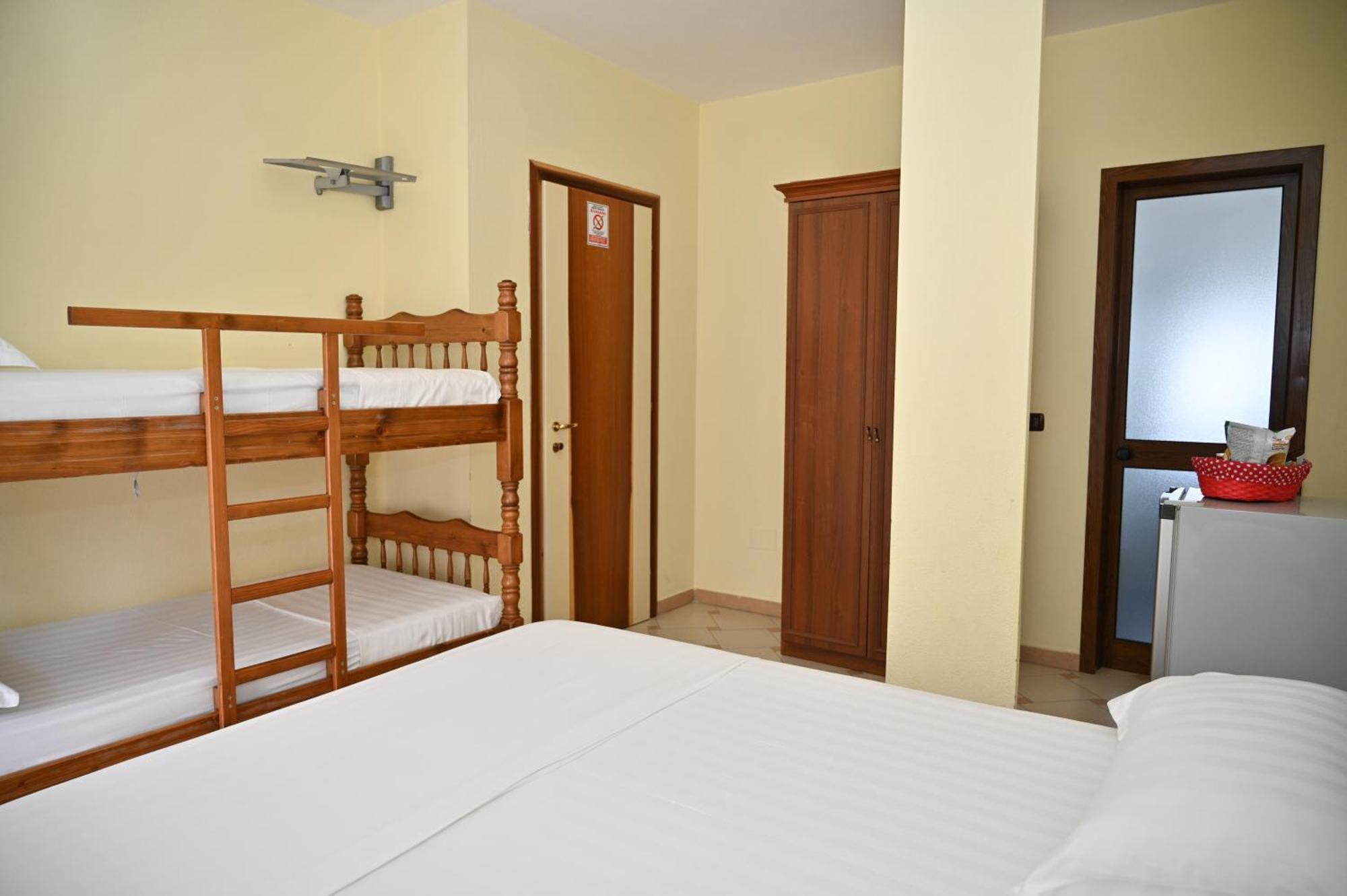 Hotel Vila Emes Durres Phòng bức ảnh
