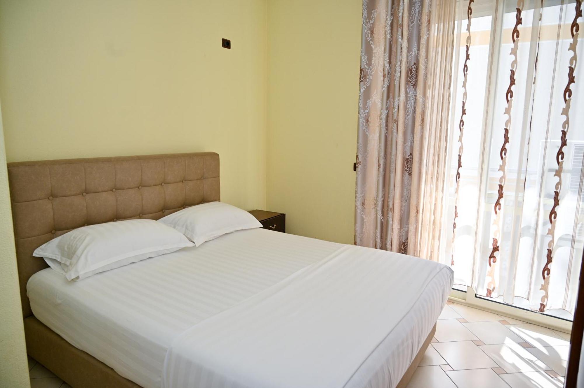 Hotel Vila Emes Durres Phòng bức ảnh