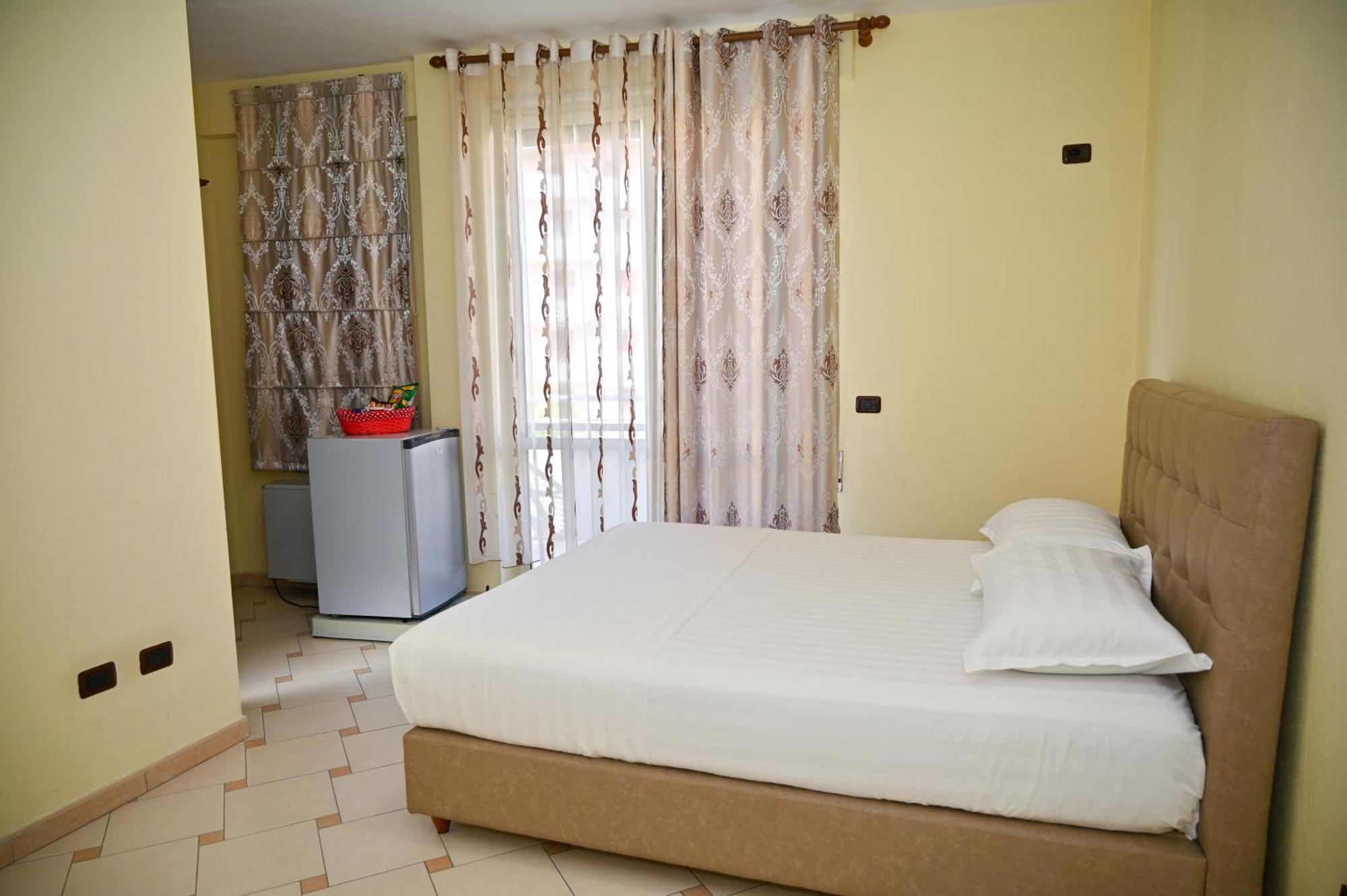 Hotel Vila Emes Durres Phòng bức ảnh