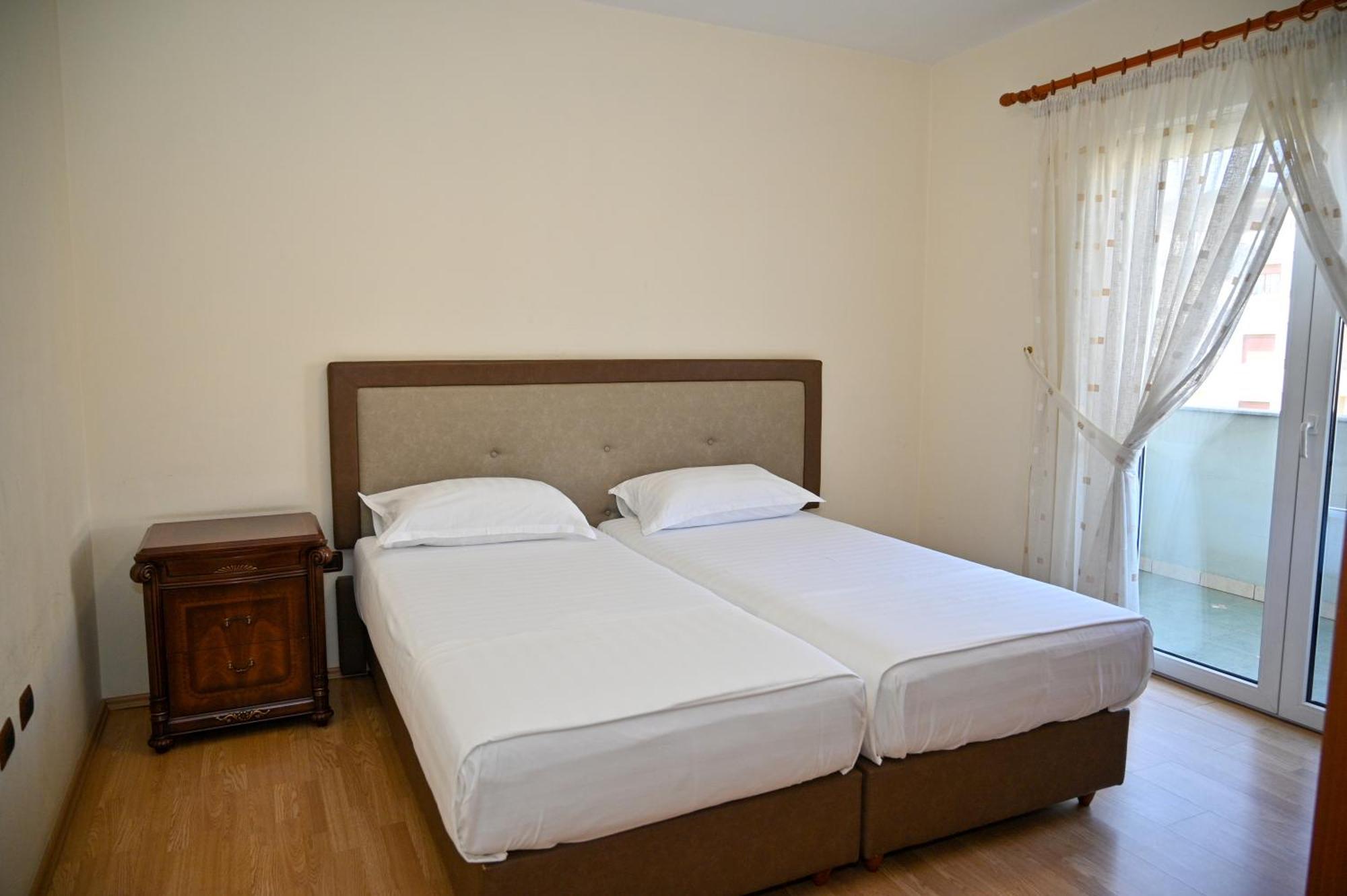Hotel Vila Emes Durres Phòng bức ảnh