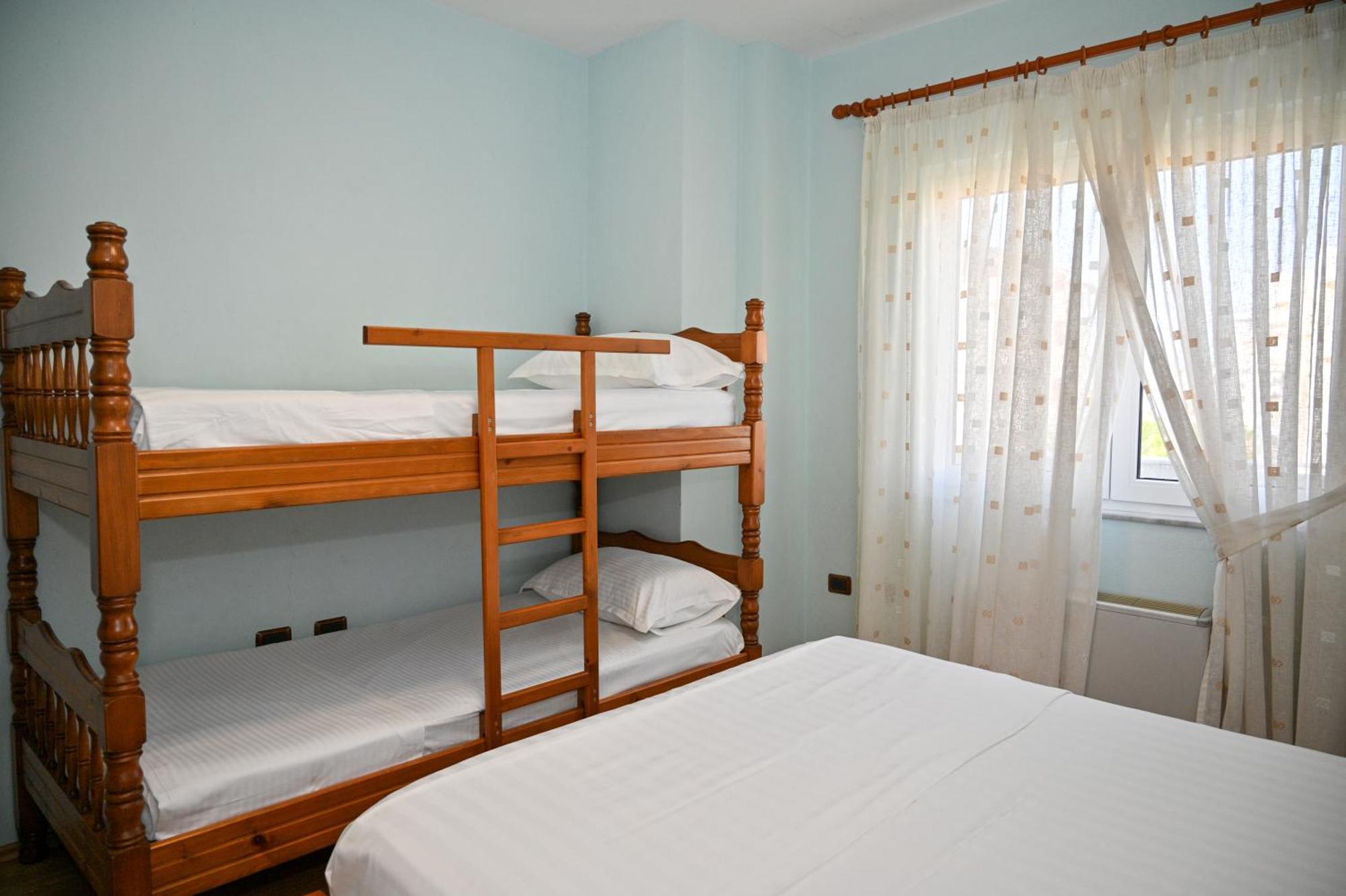 Hotel Vila Emes Durres Phòng bức ảnh
