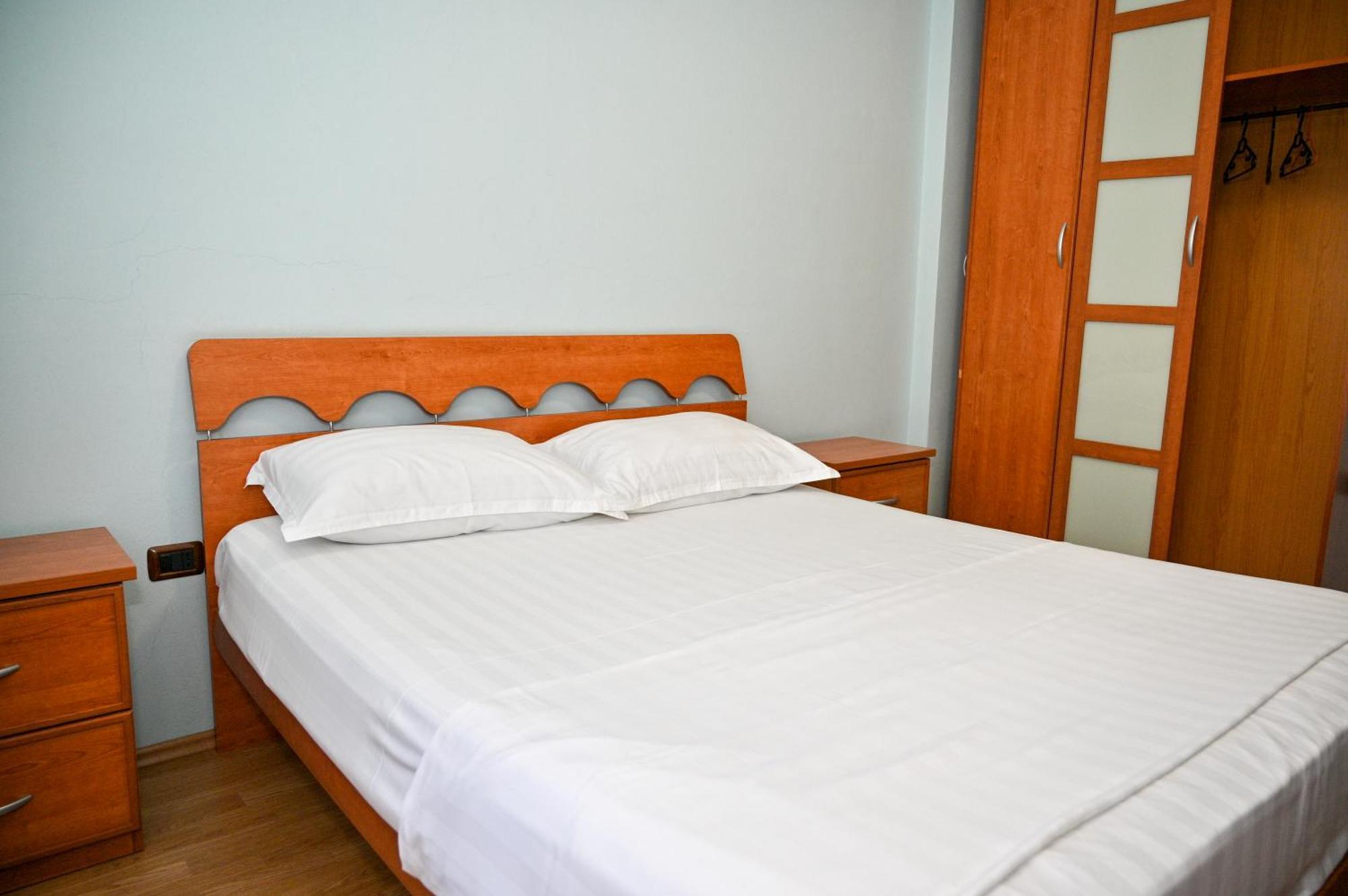 Hotel Vila Emes Durres Ngoại thất bức ảnh
