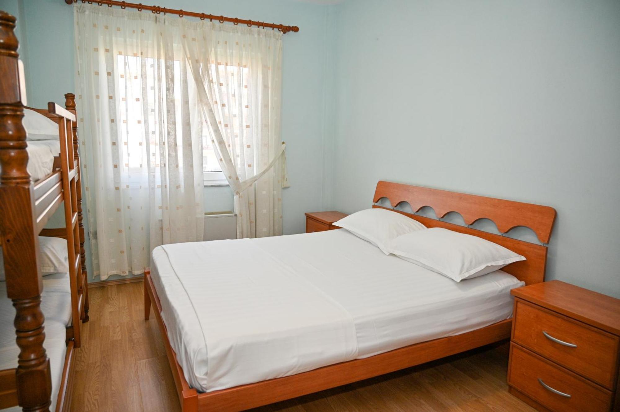 Hotel Vila Emes Durres Ngoại thất bức ảnh